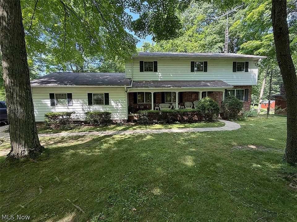 1st image of 837 W Pidgeon Rd