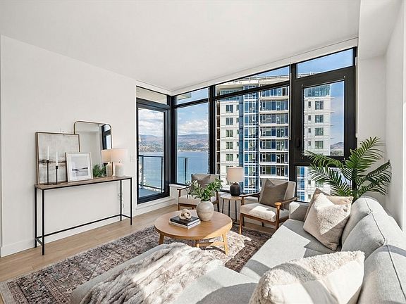 2nd image of 3699 Capozzi Rd #1302