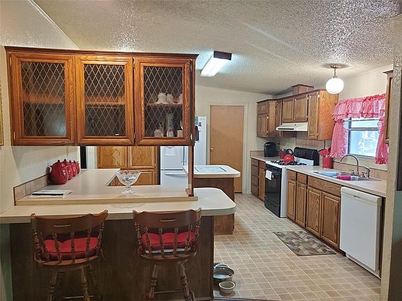 4th image of 1728 Michael Ln