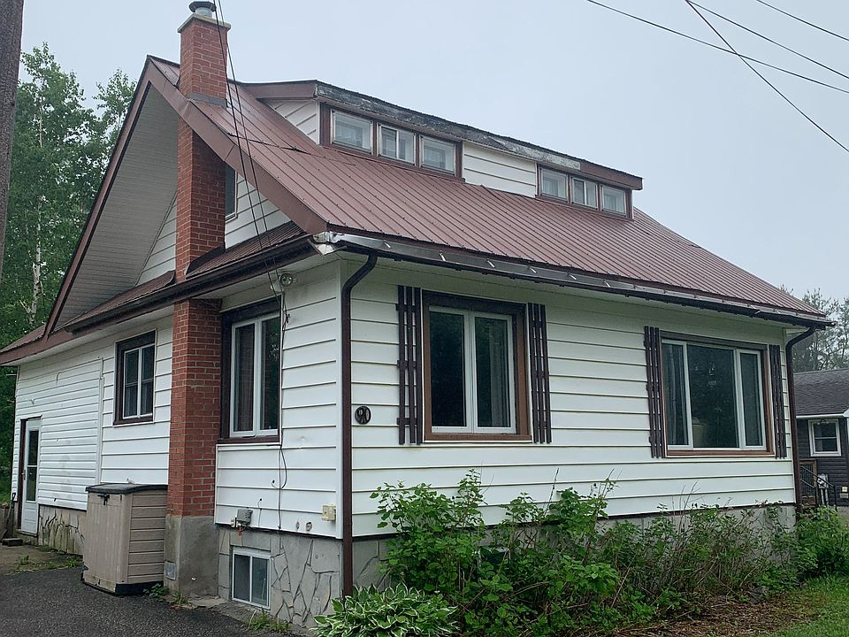 1st image of 90 Joseph St