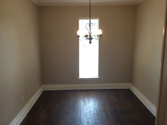 5th image of 2813 White Oak Ct