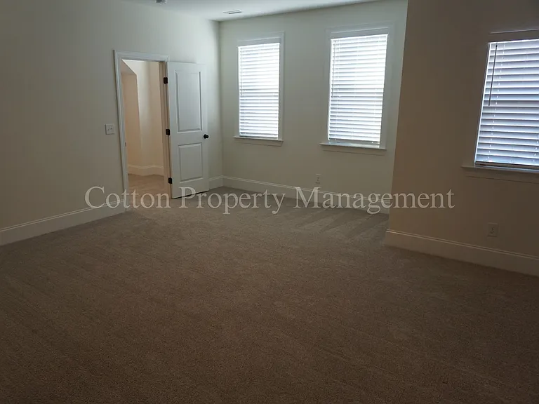33 Meon Ln — Photo 28