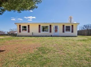 1844 Willow Dr, Pevely, MO 63070