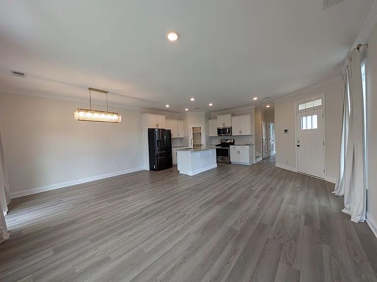 634 Cypress Glen Ln — Photo 8