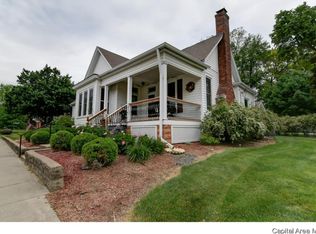 109 W Jackson St, Athens, IL 62613