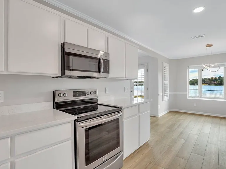 138 Wayfair Ln — Photo 12