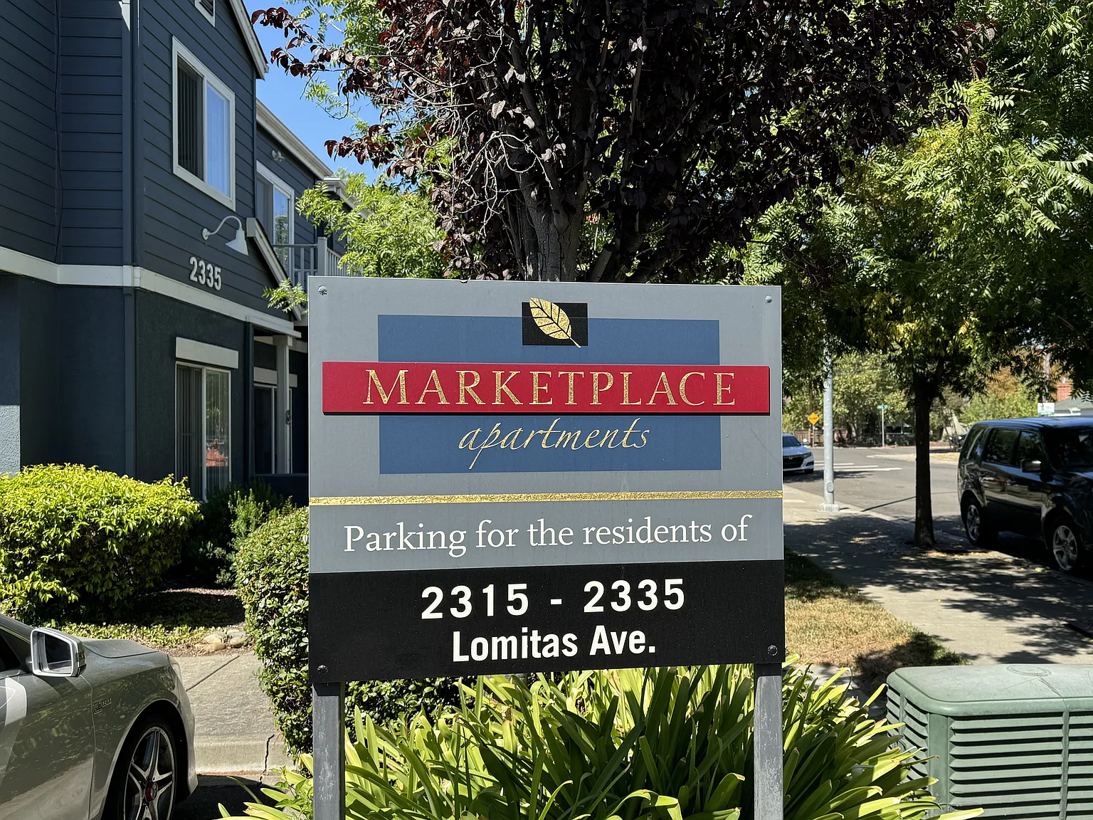 Marketplace Apartments — Photo 2