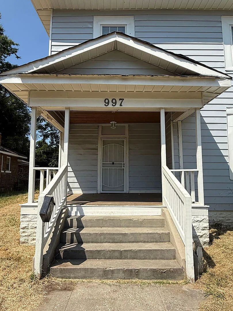7 bed, 2315 sqft, $600 — Photo 3