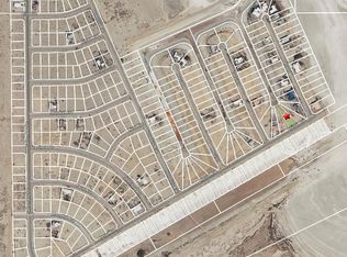 692 Crystal Ave, Thermal, CA 92274