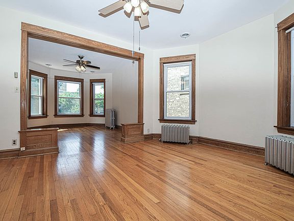 4th image of 1460 W Bryn Mawr Ave