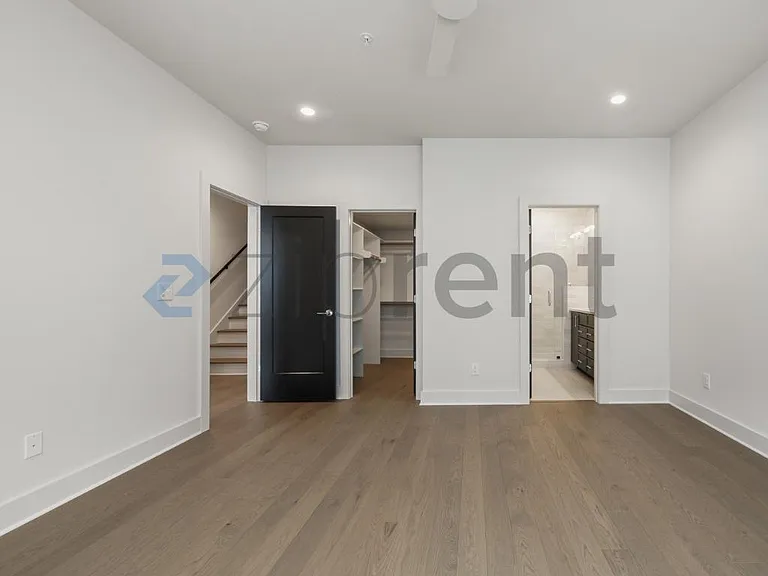 425 S Walker St — Photo 27