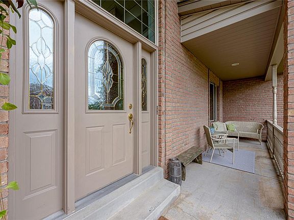 2nd image of 9860 Fox Chase Dr