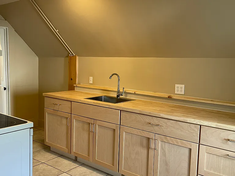 47 Portland St #2 — Photo 3