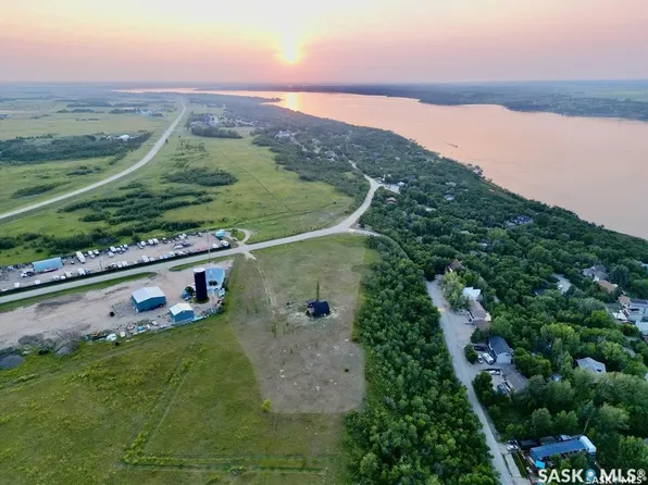 100 Tower Road, Buena Vista, SK S0G 4C0
