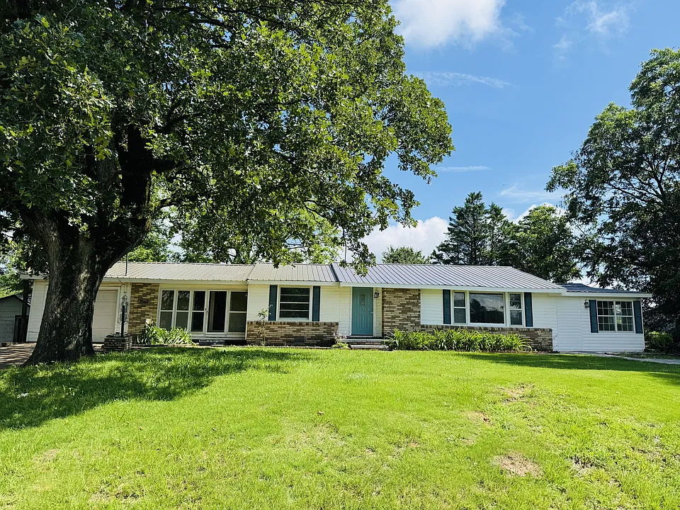 7542 Section Line Rd