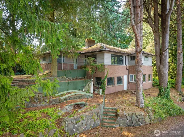7915 240th Street SW, Edmonds, WA 98026