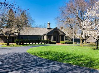 10679 Spring Mill Ln, Perrysburg, OH 43551