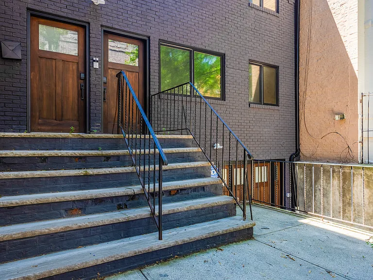 776 Putnam Ave #1 — Photo 15