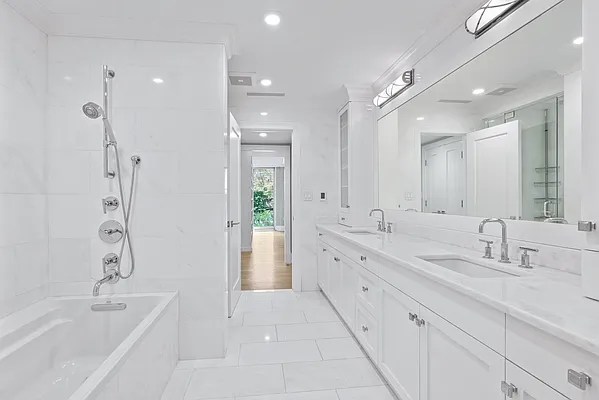 Rented by Platinum Properties | media 24