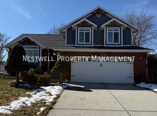 1452 E Hidden Valley Dr, Sandy, UT 84092