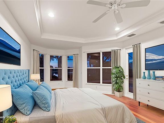 4th image of 8854 Largo Mar DR