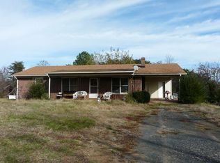 1025 Cascade Rd, Cascade, VA 24069