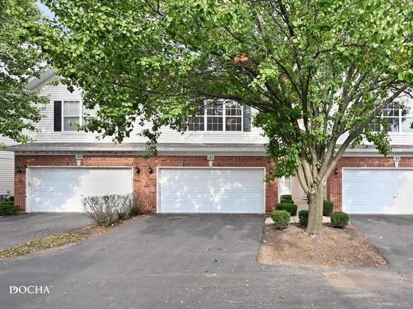 182 Concord Dr S #182, Oswego, IL 60543