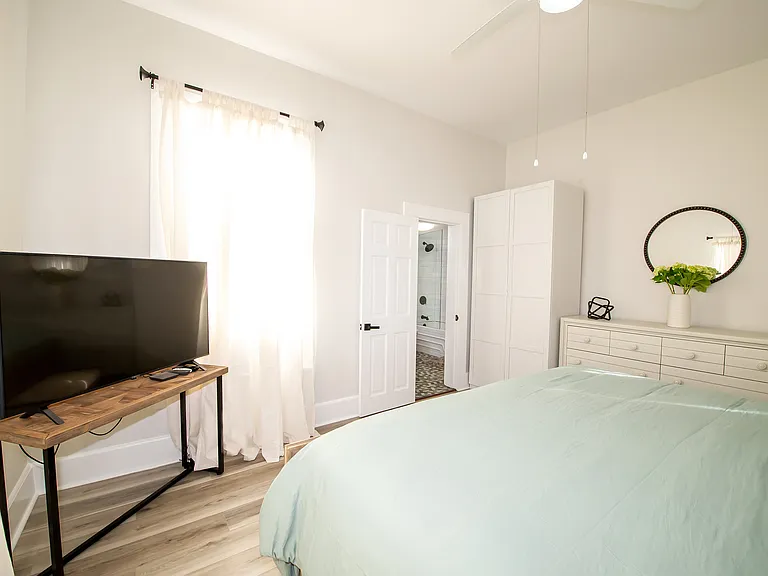 1307 Whitehead St #1 — Photo 20