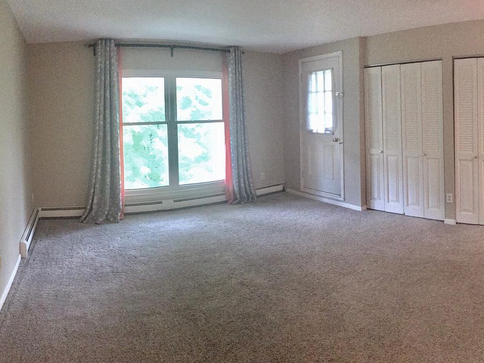 Beautiful master bedroom with two large closets and balcony