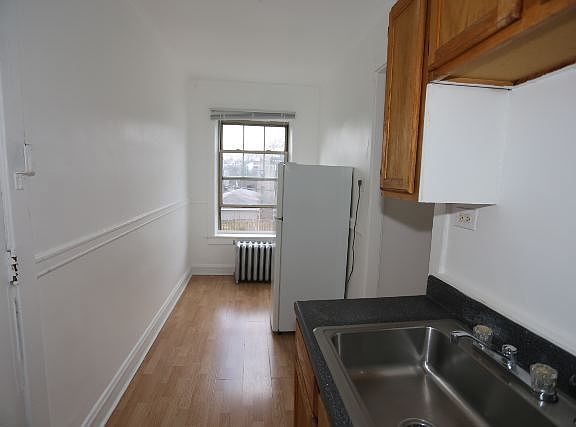 5th image of 3265 W Wrightwood Ave APT 2u