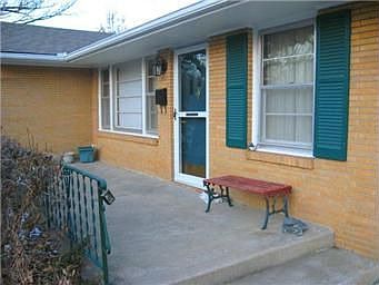 2nd image of 6507 N Grand Ave