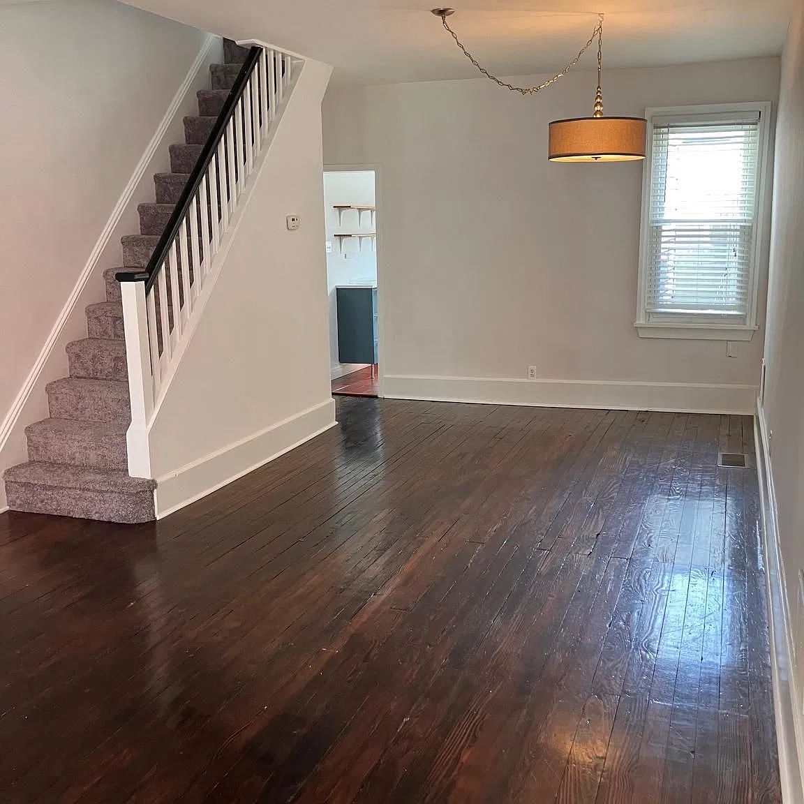 2 bed, 1.0 bath, 1060 sqft, $1,900 — Photo 4