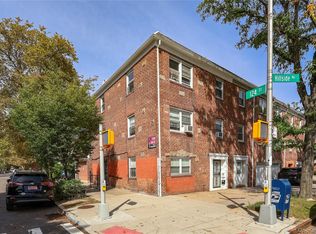 12401 Hillside Ave, Richmond Hill, NY 11418
