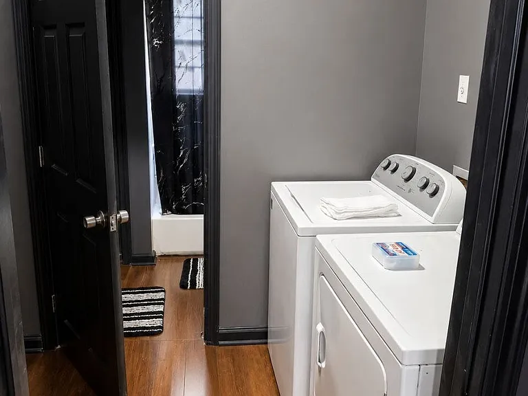 1743 Vesey Ave — Photo 2