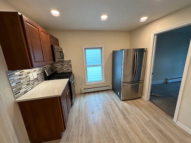 152 Saint James St #4 — Photo 14