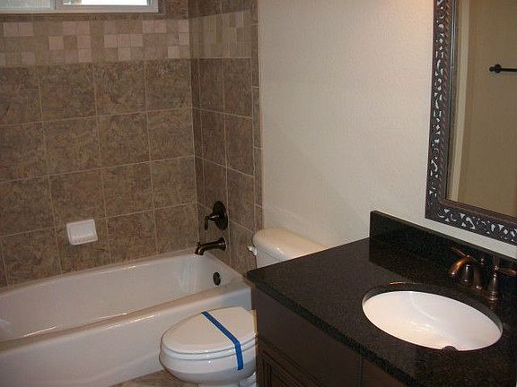 3rd image of 2591 Halleck Ln