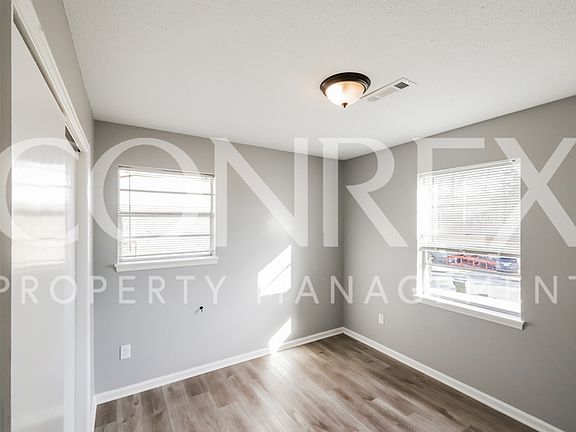 5th image of 3016 47th St E