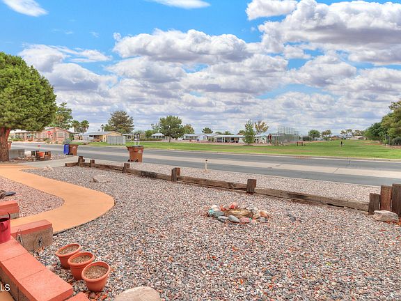 2nd image of 704 E COCHISE Boulevard