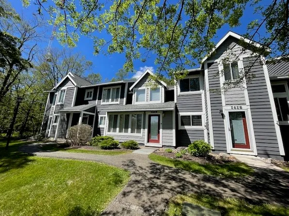 1619 Snowfield Way, Hidden Valley, PA 15502