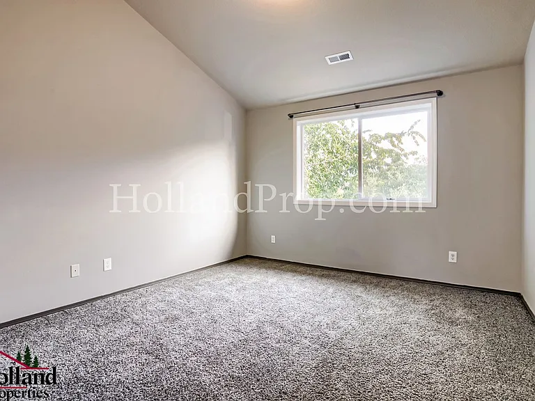 19021 SW York St — Photo 26