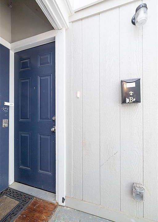 1st image of 2315 Gilford St #B