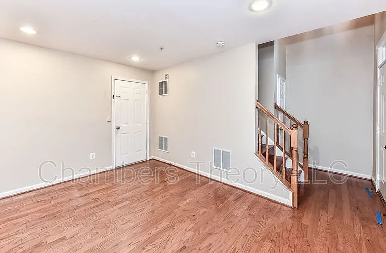 3845 Eisenhower Ave — Photo 12