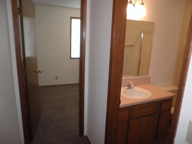 970 SW 178th Pl — Photo 36