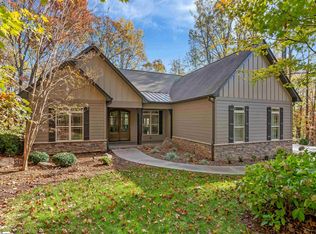 25 Angleblade Rd, Landrum, SC 29356