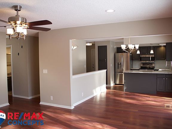 4th image of 5909 Skylark Ln