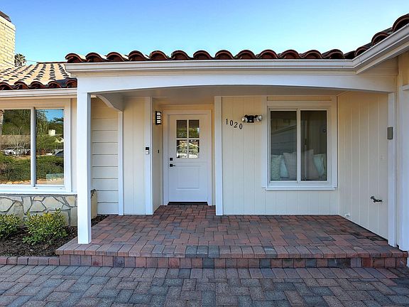 2nd image of 1020 Flora Vista Dr