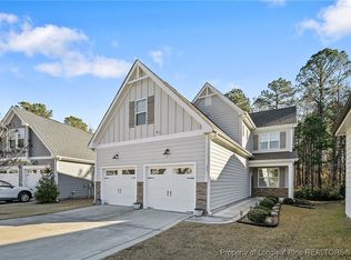 88 Spruce Hollow Cir, Spring Lake, NC 28390