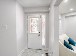 79 Larkspur Rd, Brampton, ON L6R1X2