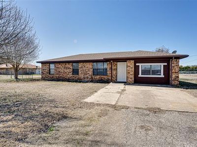106 Lakeway Dr, Waxahachie, TX, 75165