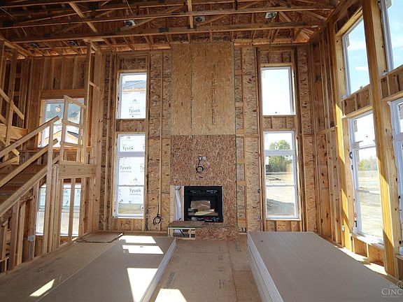3rd image of 5585 Timberhill Dr